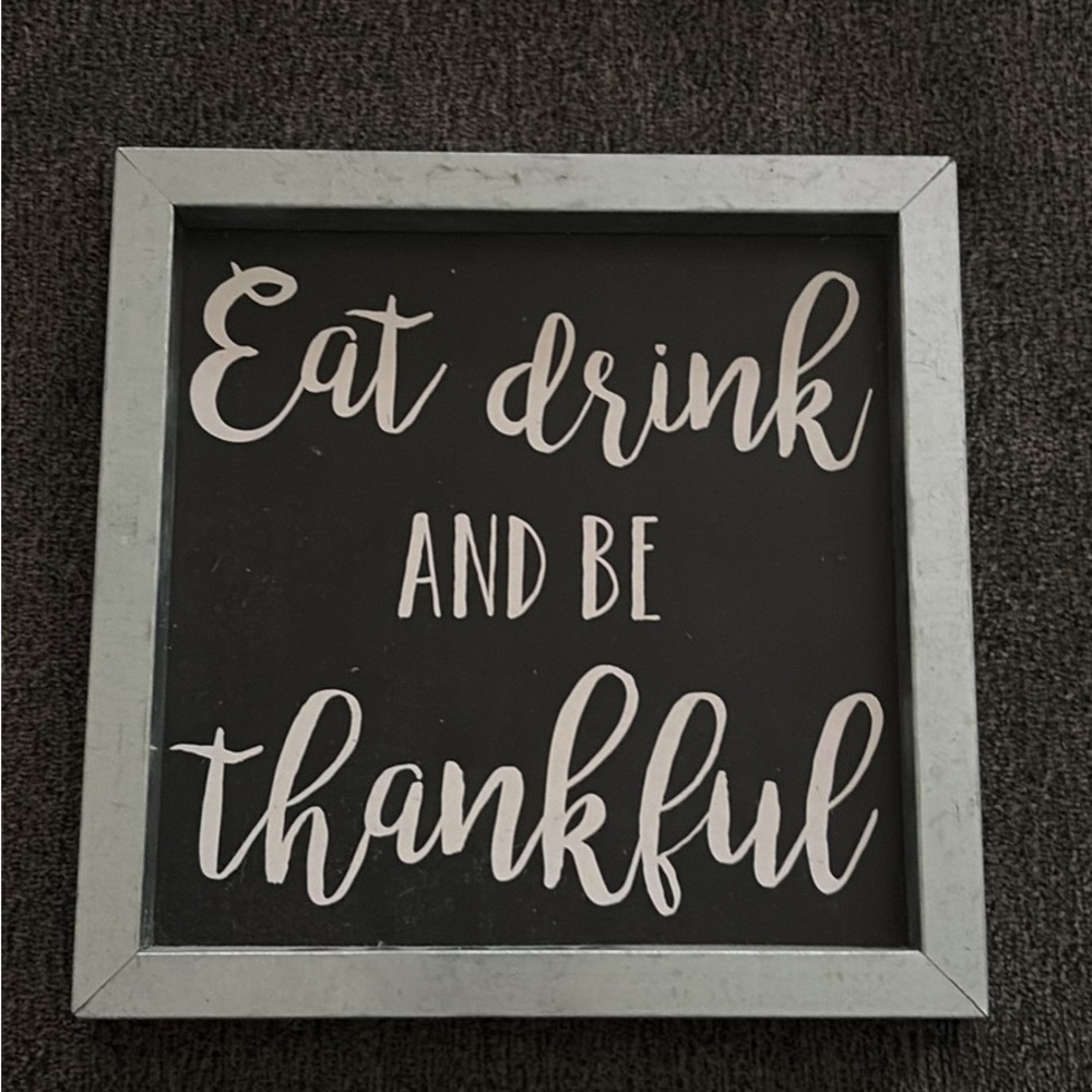 Black and White Thankful Wall Art
